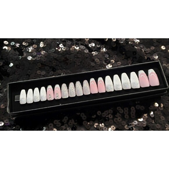 Nico Press On Nail Set - Picture 2 of 2